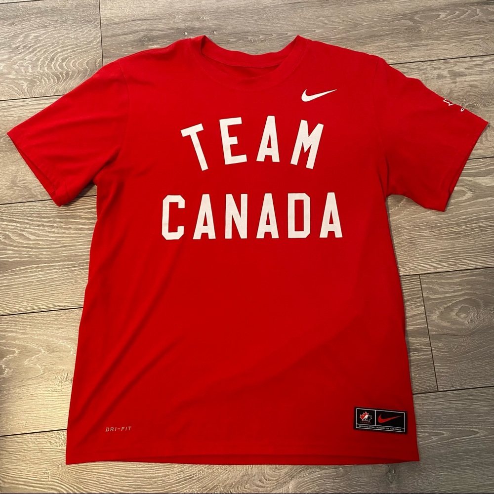 Nike team Canada t-shirt